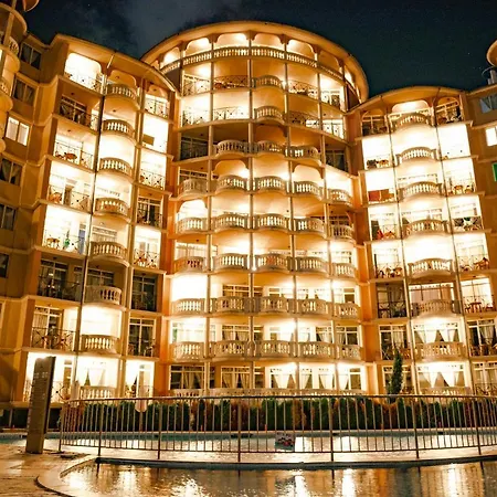 Menada Andalusia Апартаменти Еленіте