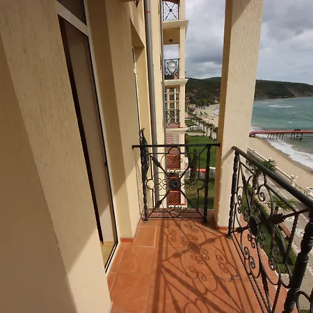 Menada Andalusia 아파트 엘레니테