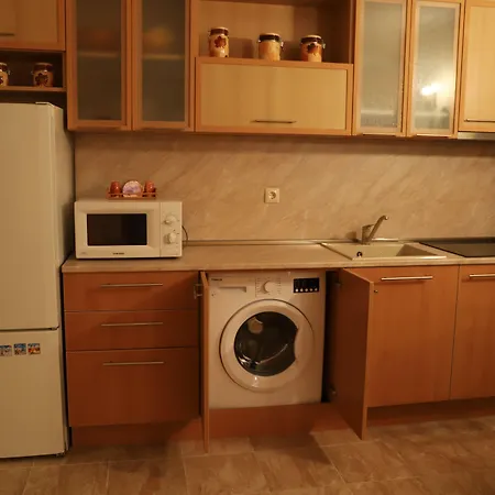 Menada Andalusia 아파트