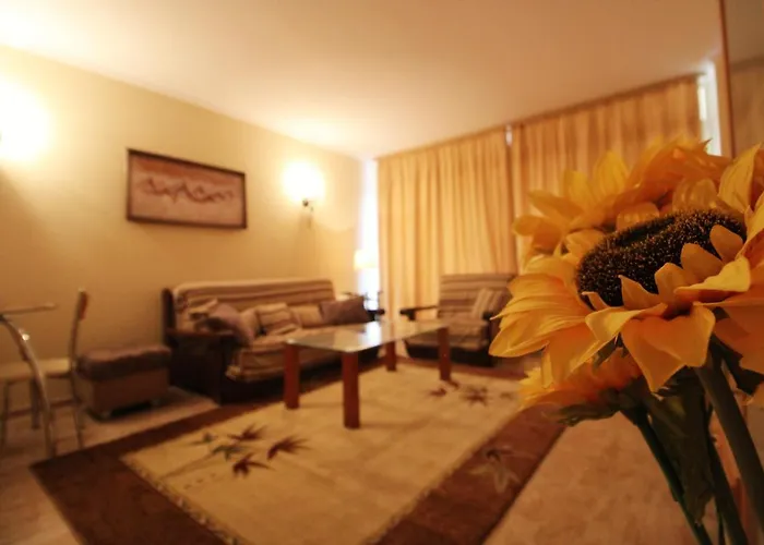 Menada Andalusia Apartamento Elenite