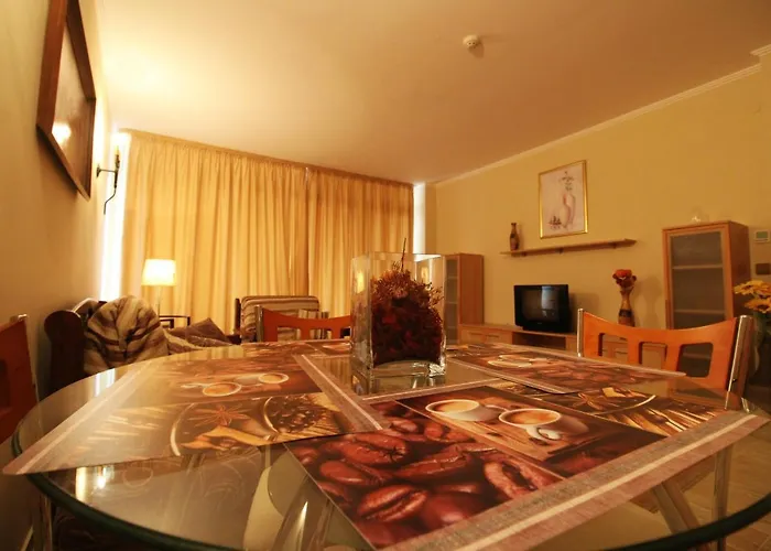 Menada Andalusia * 埃勒尼特