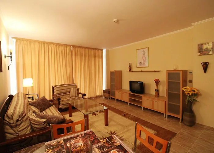 Menada Andalusia Apartamento Elenite