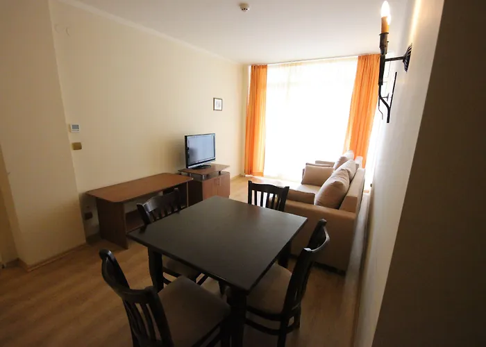 Menada Andalusia Apartamento Elenite